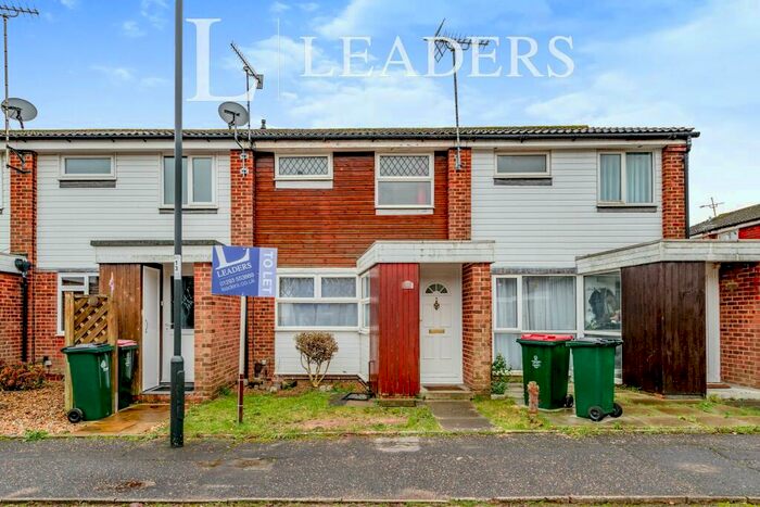 3 Bedroom Terraced House To Rent In Holmcroft, Southgate, RH10
