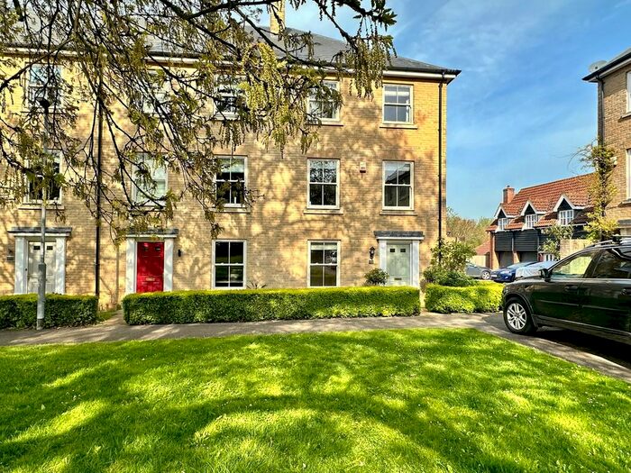 5 Bedroom Terraced House To Rent In South Park Drive, Papworth Everard, Cambridge, CB23