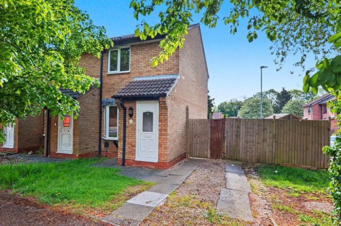2 Bedroom Semi-Detached House For Sale In Portchester Gardens, Wakes Meadow, Northampton, NN3