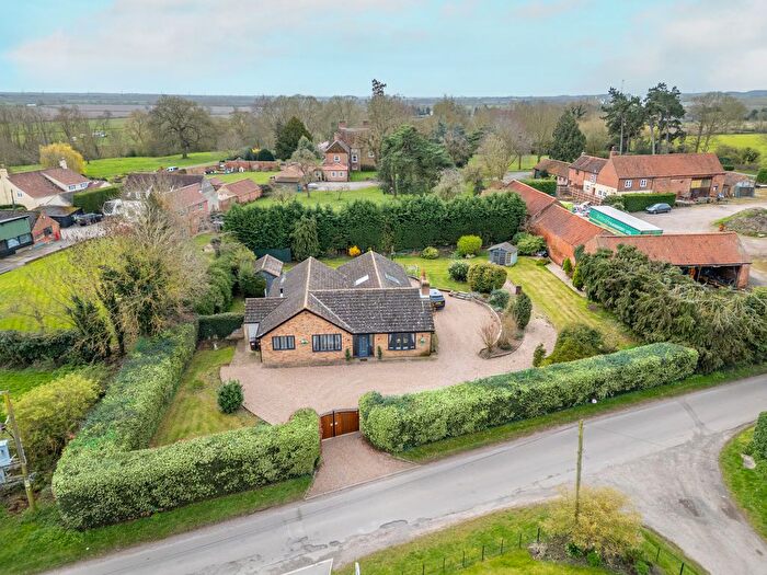 3 Bedroom Detached Bungalow For Sale In Hollowgate Lane, High Marnham, NG23