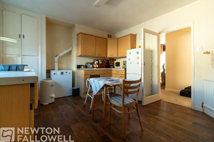 2 Bedroom Bungalow For Sale In Mill Close, North Leverton, DN22