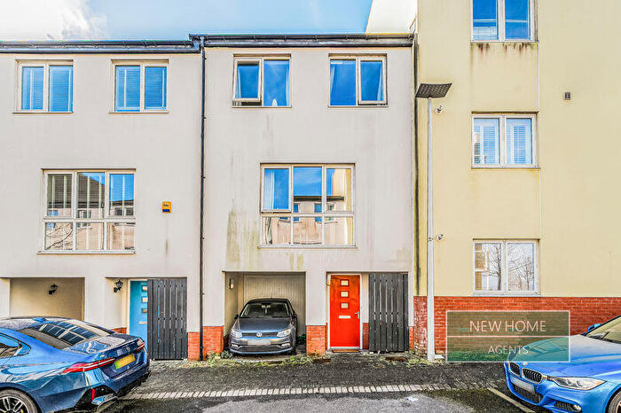 3 Bedroom Terraced House For Sale In Gibson Way Penarth, CF64