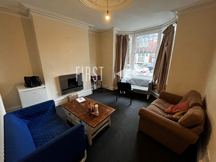 4 Bedroom Terraced House To Rent In Howard Road, Clarendon Park, LE2