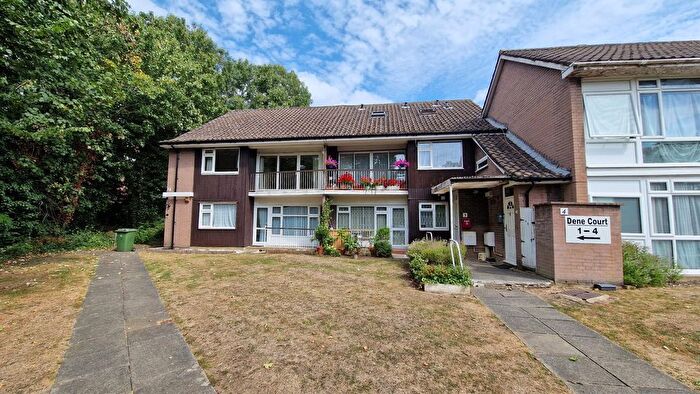 2 Bedroom Maisonette To Rent In Dene Gardens, Stanmore, HA7