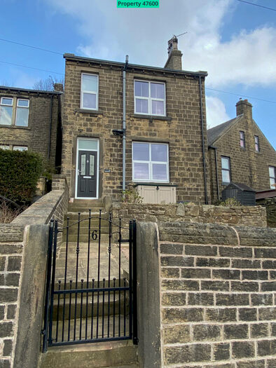 2 Bedroom Detached House To Rent In Slaymaker Lane, Oakworth, Keighley, BD22