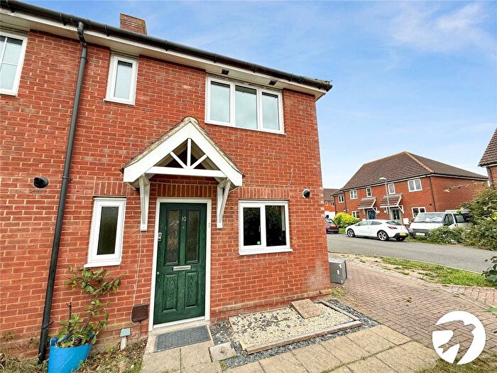2 Bedroom End Of Terrace House To Rent In Limehouse Court, Sittingbourne, Kent, ME10