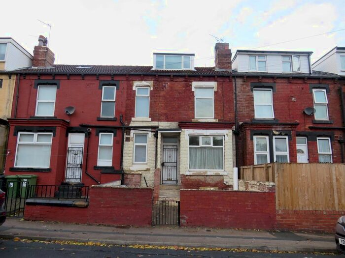 2 Bedroom Property To Rent In Brownhill Terrace, Leeds, LS9