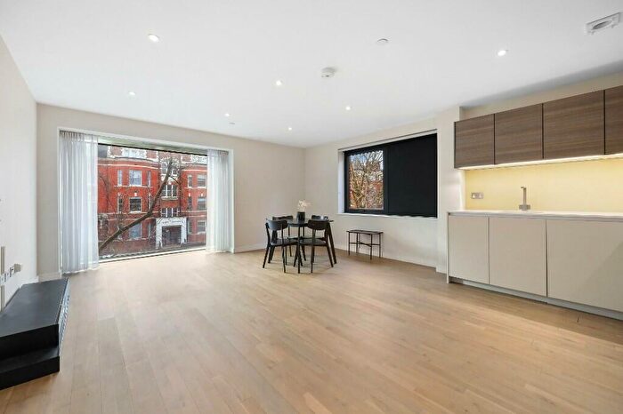 2 Bedroom Apartment To Rent In Finchley Road, Hampstead, NW3