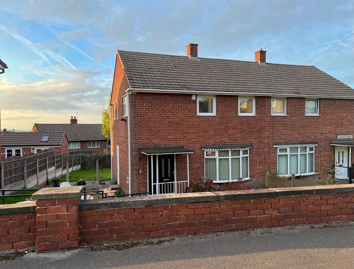 3 Bedroom Semi-Detached House To Rent In Surrey Close, Barnsley, S70