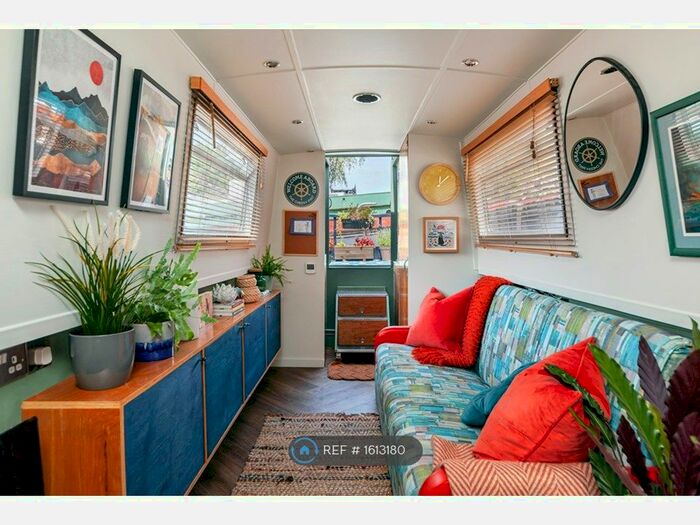 1 Bedroom Houseboat To Rent In Albion Parade, Gravesend, DA12