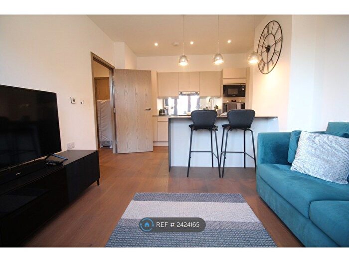 1 Bedroom Flat To Rent In Kirk House, Yiewsley, West Drayton, UB7