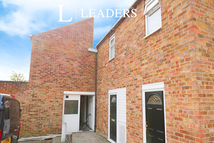 4 Bedroom Property To Rent In Brocklesmead, CM19