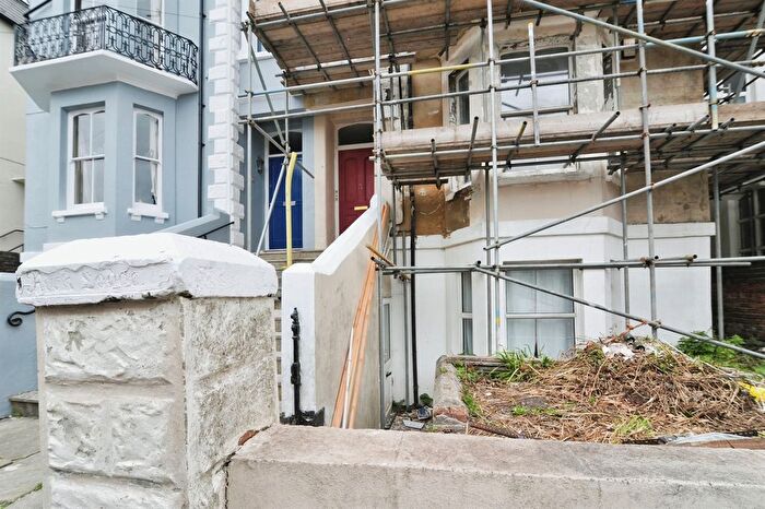 2 Bedroom Flat For Sale In Church Road, St. Leonards-On-Sea, TN37