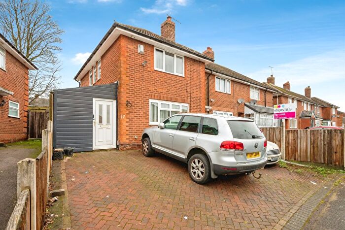 3 Bedroom End Terrace House For Sale In Silverton Crescent, Birmingham, B13