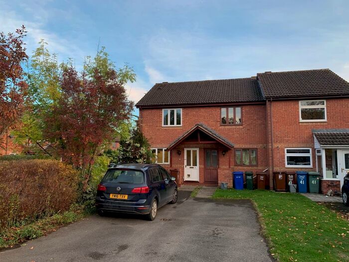 2 Bedroom End Of Terrace House To Rent In Coopers Green, Bicester, OX26