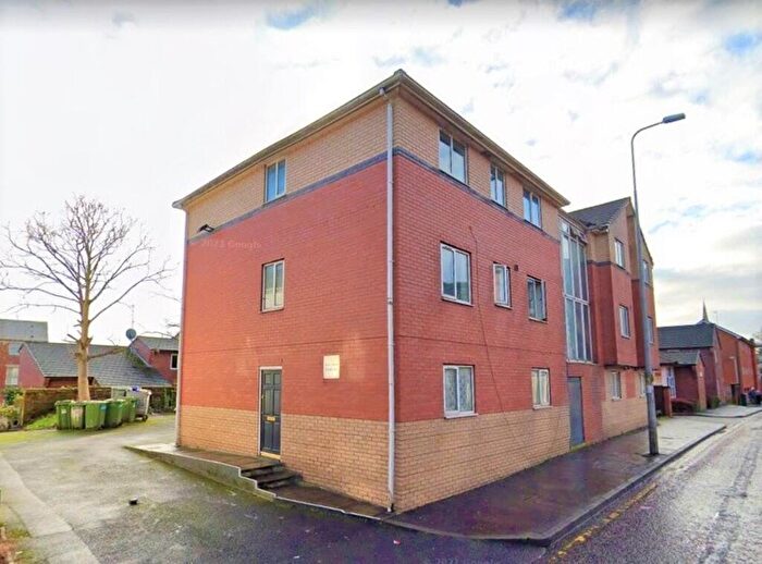 1 Bedroom Apartment To Rent In Chadderton Court, Percy Street, PR1
