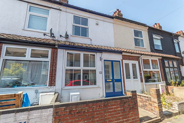 2 Bedroom Terraced House For Sale In Vincent Road, Thorpe Hamlet, NR1