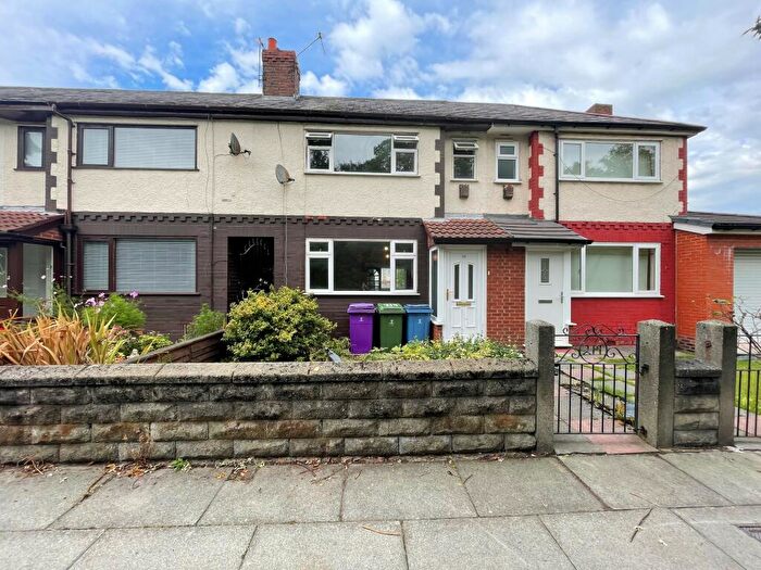 3 Bedroom Town House To Rent In Cherry Lane, L4