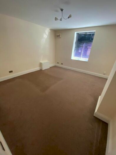 1 Bedroom Flat To Rent In Heron Street, Stoke-On-Trent, ST4