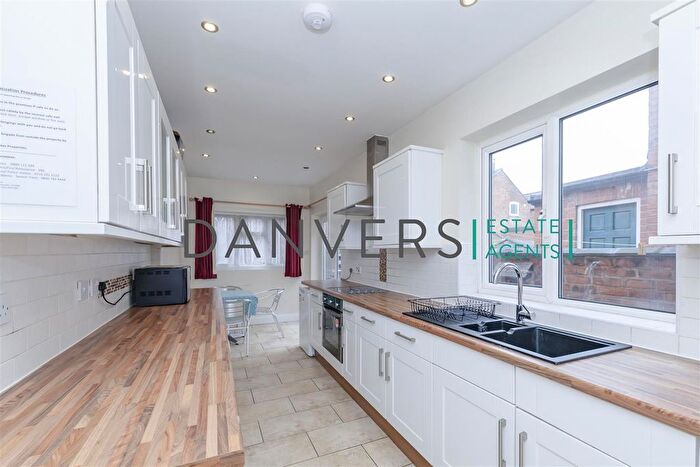 4 Bedroom Terraced House To Rent In Norman Street, Leicester, LE3