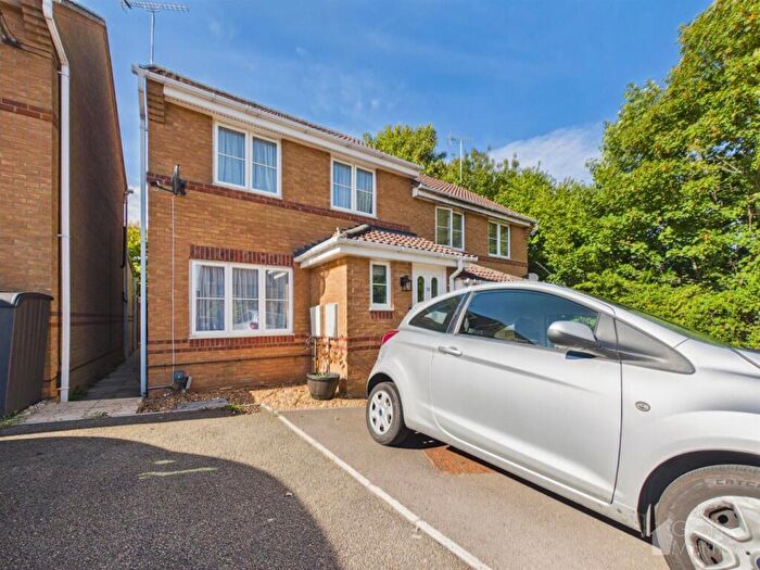 2 Bedroom Semi-Detached House For Sale In Grasmere, Great Ashby, Stevenage, SG1
