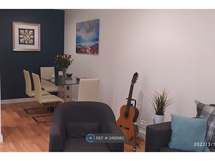 2 Bedroom Flat To Rent In Westgate Apartments, London, E16