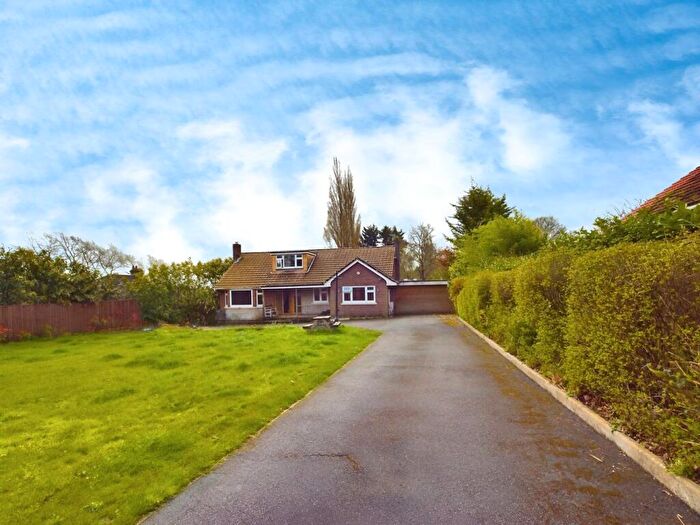 5 Bedroom Detached House For Sale In Peewit Hill, Bursledon, Southampton, SO31