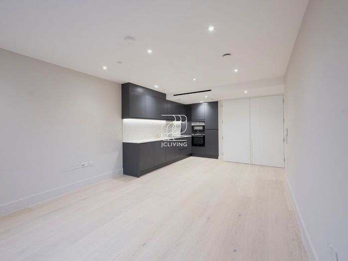 1 Bedroom Flat To Rent In Crompton House, Venice Court, W2