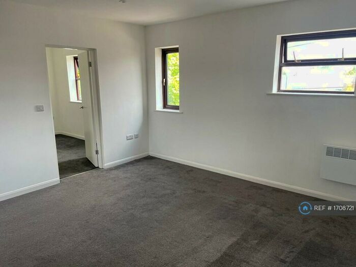 2 Bedroom Flat To Rent In Oaktree Apartments, Derby, DE21