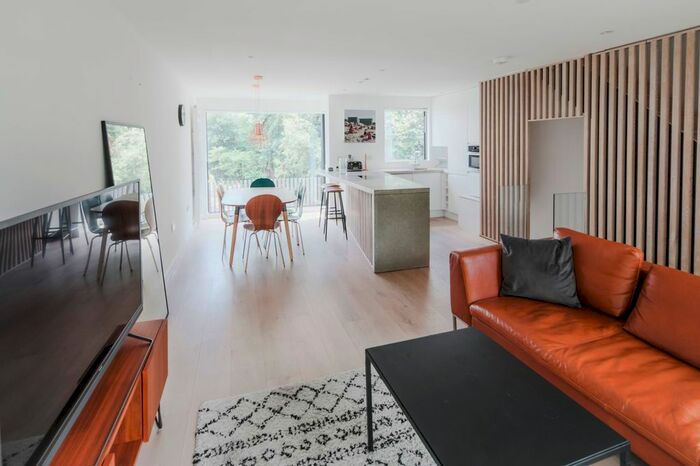 5 Bedroom Terraced House To Rent In Savona Close, London, SW19