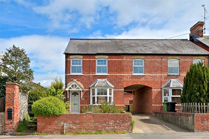 1 Bedroom Apartment To Rent In Reading Road, Henley-on-Thames, Oxfordshire, RG9