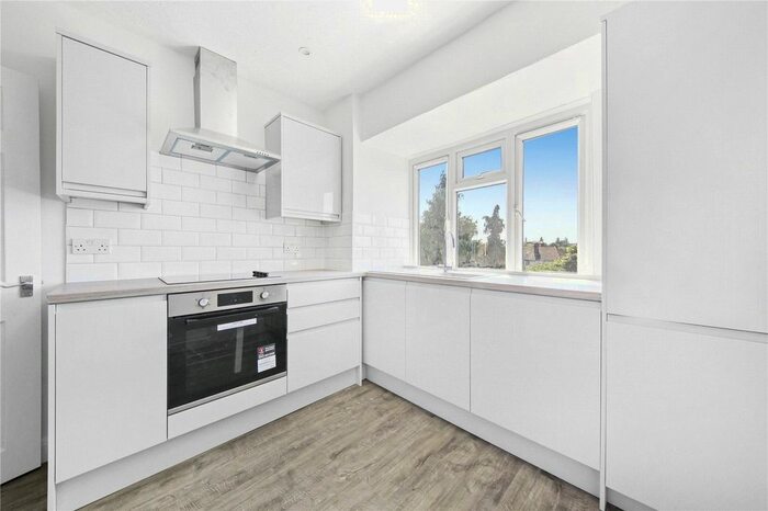 1 Bedroom Flat To Rent In Oaklands Road, London, NW2