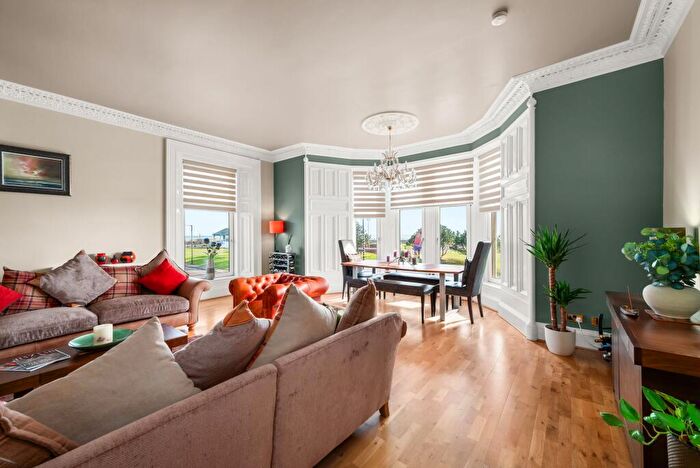 4 Bedroom Flat For Sale In Flat Bruce Court, Links Parade, Carnoustie, DD7