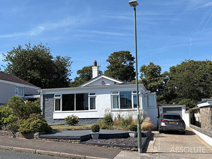 2 Bedroom Detached Bungalow For Sale In Dolphin Court Road, Paignton, TQ3