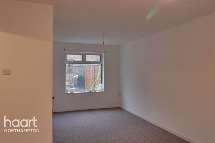 3 Bedroom Terraced House To Rent In Teesdale, Northampton, NN3