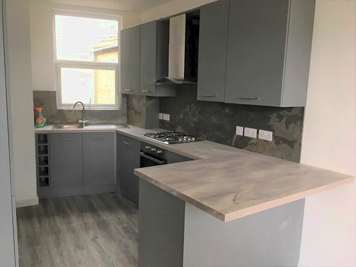 3 Bedroom Flat To Rent In Haydons Road, London, SW19