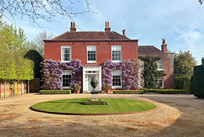 5 Bedroom Detached House For Sale In Guessens Lane, Titchfield Village, PO14