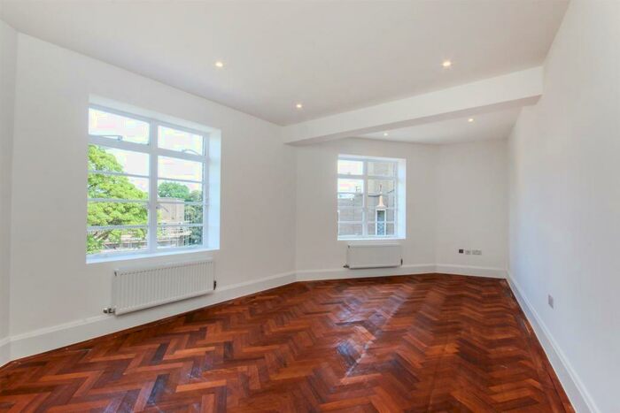 1 Bedroom Apartment To Rent In The Broadway, N8