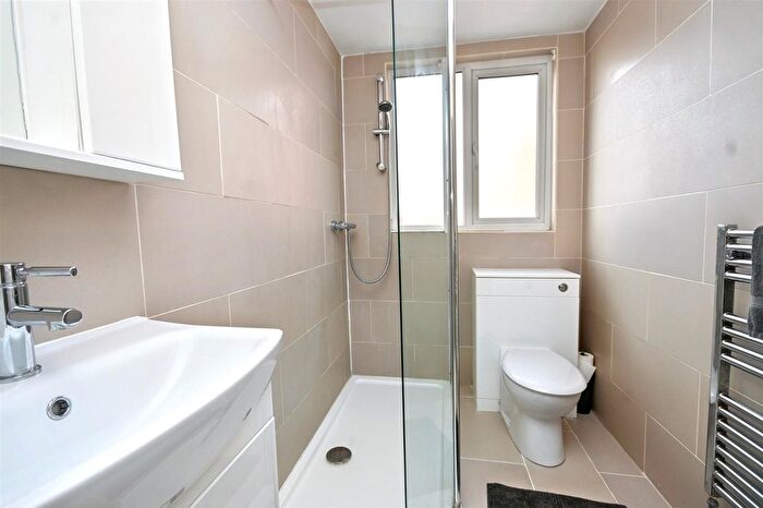 3 Bedroom Flat For Sale In Arlington Road, Eastbourne, BN21