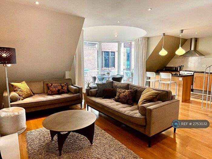 3 Bedroom Penthouse To Rent In Baltic Chambers, Newcastle Upon Tyne, NE1