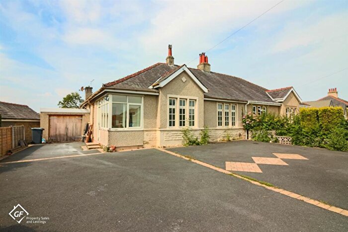3 Bedroom Semi-Detached Bungalow For Sale In Thorpe Avenue, Morecambe, LA4