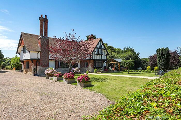 4 Bedroom Detached House For Sale In Gooseberry Hall Lane, Nonington, CT15