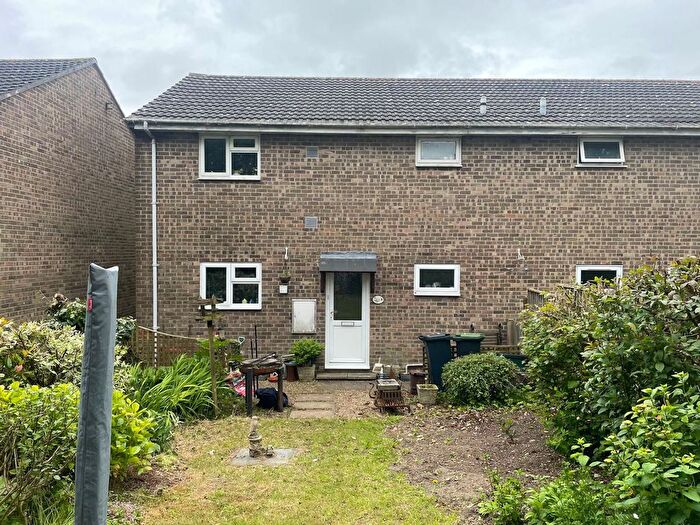 1 Bedroom Flat To Rent In Locks Lane, Stratton, Dorchester, DT2