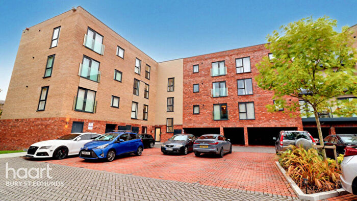1 Bedroom Flat For Sale In Station Hill, Bury St Edmunds, IP32