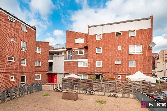1 Bedroom Apartment For Sale In Oban Street, London, E14