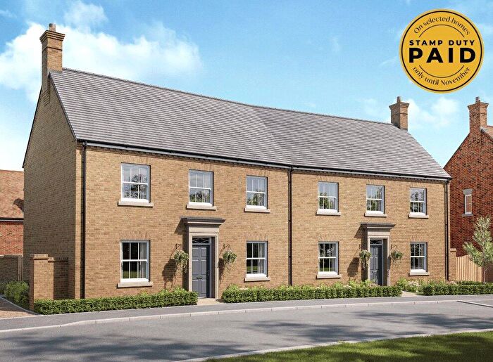 3 Bedroom Semi-Detached House For Sale In Mountbatten Park, Hoe Lane, North Baddesley, Hampshire, SO52