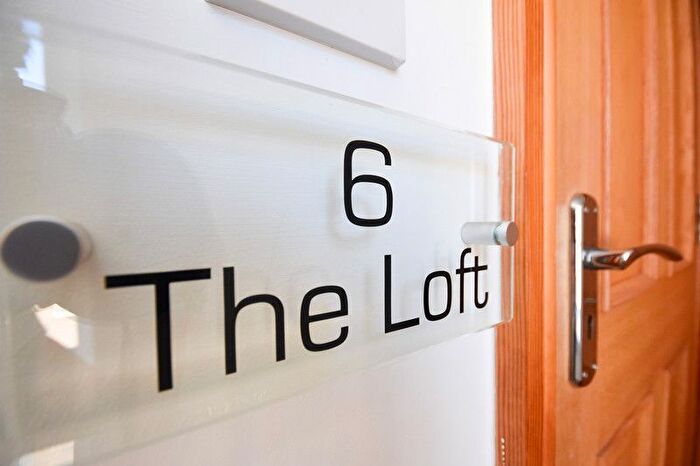 1 Bedroom Flat To Rent In Esplanade, Whitby, YO21