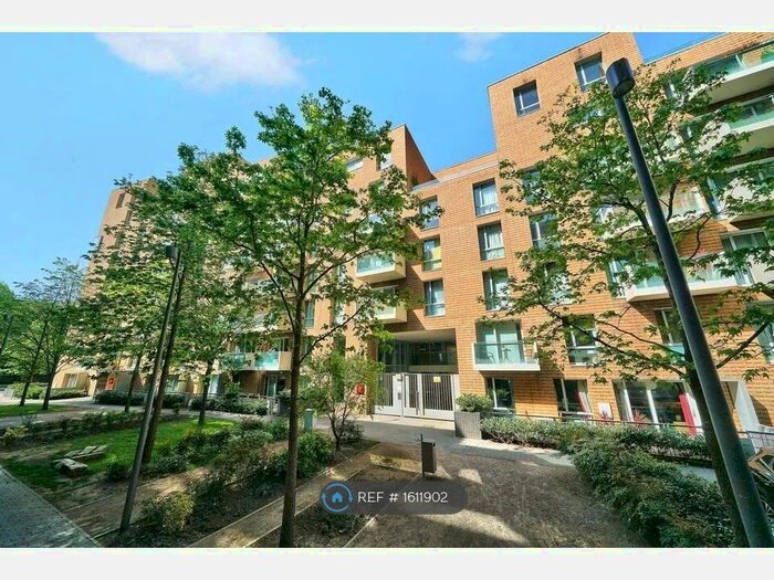 3 Bedroom Flat To Rent In Nelson Walk, London, E3