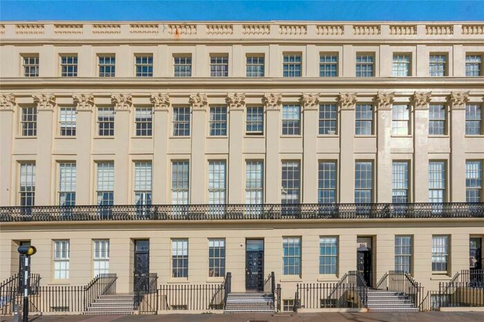 Apartment To Rent In Brunswick Terrace, Hove, East Sussex, BN3