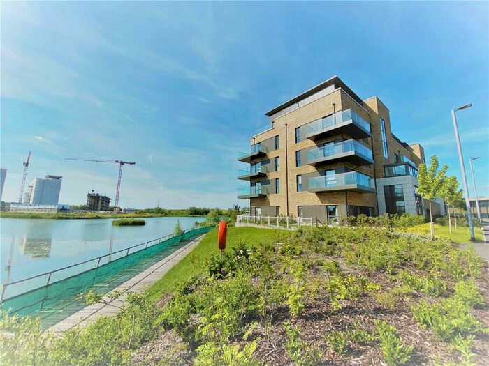 2 Bedroom Apartment To Rent In Flagstaff Road, Reading, Berkshire, RG2